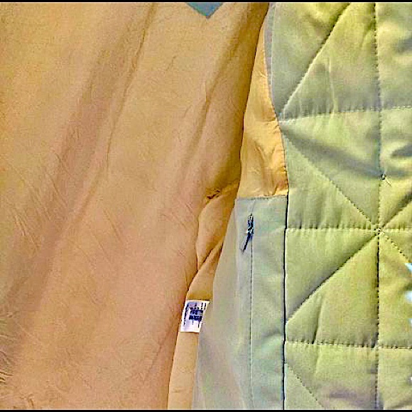 Fuchs Schmitt light blue-gray quilt jacket.Fully lined. Size small (4-6). - Picture 4 of 4